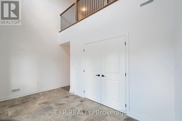 Kitchen - 40 Lally Terrace, Barrie, ON L9J0Y1 Photo 5