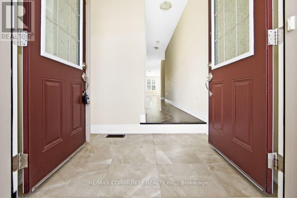 Dining room - 40 Liam Lane, Markham, ON L3S0E8 Photo 3