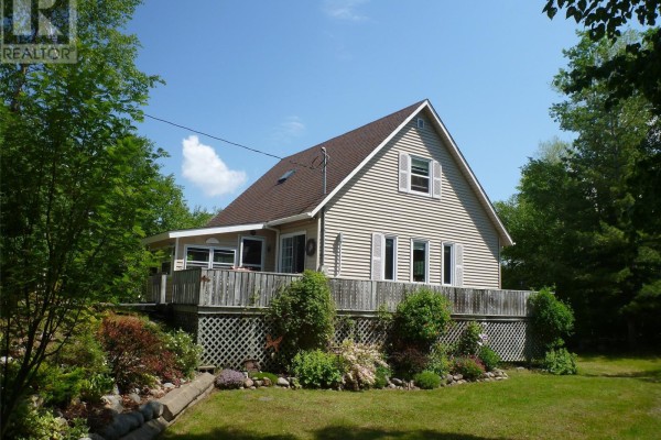 Foyer - 40 Loop Road, Terra Nova, NL A0C1L0 Photo 4
