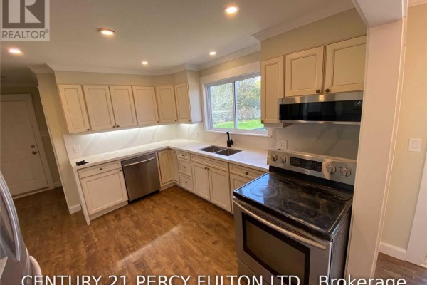Partial bathroom - 40 Macnaughton Drive, Innisfil, ON L0L1R0 Photo 4