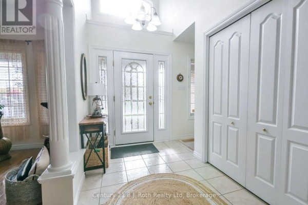 Kitchen - 40 Marchand Drive, Penetanguishene, ON L9M2H9 Photo 3