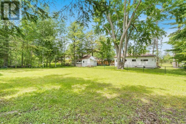 40 Nancy Street, Wasaga Beach, ON L9Z2K4 Photo 4