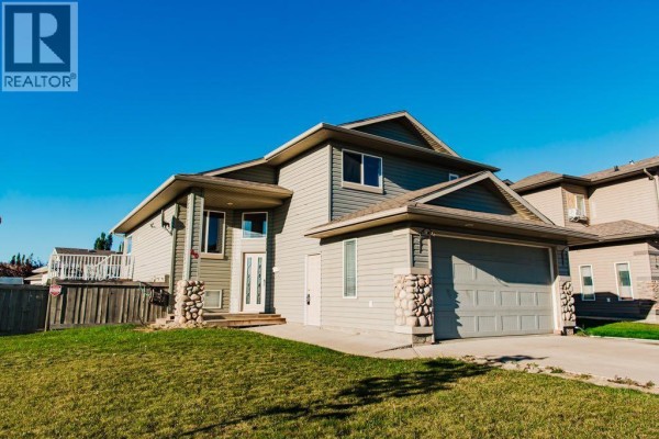 40 Pinnacle Lake Drive, Grande Prairie