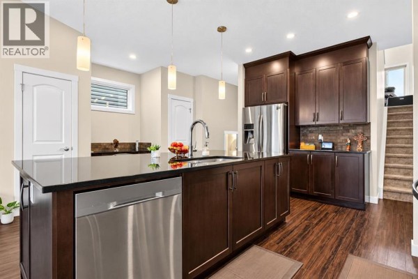 2pc Bathroom - 40 Sage Bluff Way Nw, Calgary, AB T3R1T1 Photo 5