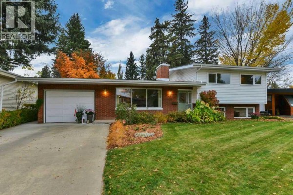 40 Springfield Avenue, Red Deer