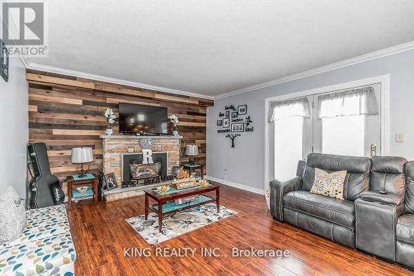 Primary Bedroom - 40 Victoria Crescent, Caledon, ON L7K0A1 Photo 2