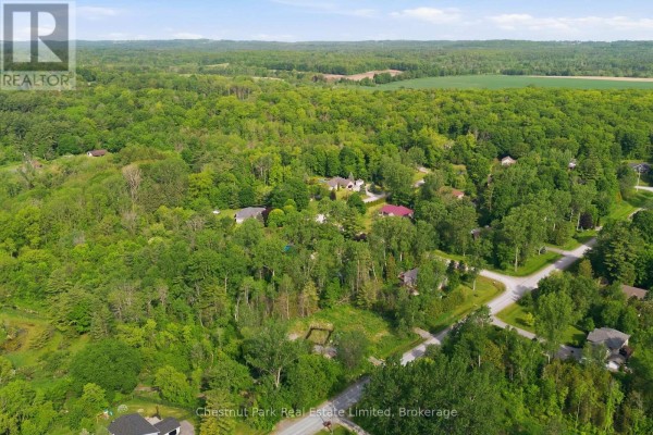 40 Whispering Woods Drive, Quinte West, ON, photo 2
