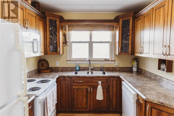 Recreation room - 40 Wood Crescent, Gander, NL A1V2B1 Photo 5