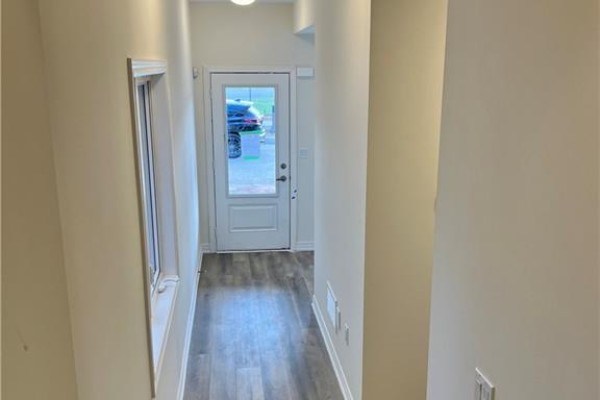 3pc Ensuite bath - 40 Zinfandel Drive Unit# 7, Hamilton, ON L8E0L1 Photo 2