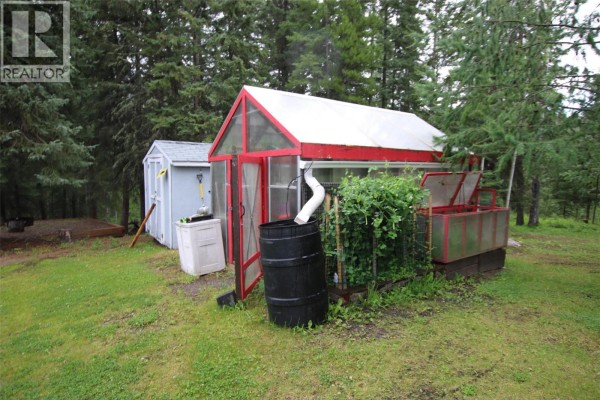 3pc Bathroom - 40/48 Kinuseo Place, Tumbler Ridge, BC V0C2W0 Photo 4