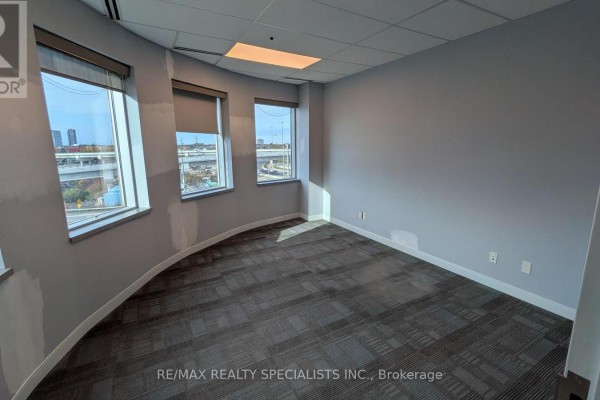 400 - 4310 Sherwoodtowne Boulevard, Mississauga, ON L4Z4C4 Photo 4