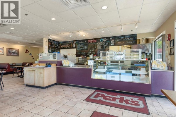 400 1100 Homewood Rd, Campbell River, BC V9W3N7 Photo 4