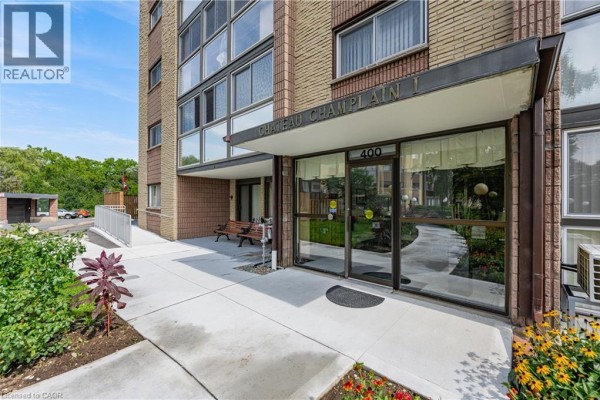 4pc Bathroom - 400 Champlain Boulevard Unit# 104, Cambridge, ON N1R7J6 Photo 2