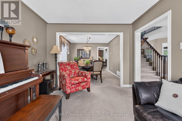 Eating area - 400 Keller Drive, Midland, ON L4R0A7 Photo 5
