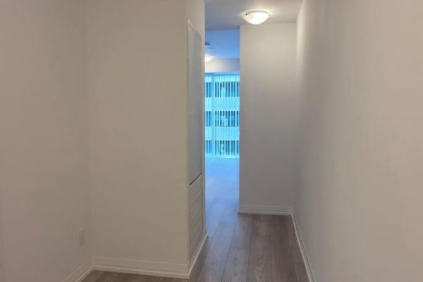 400 King Street W, Toronto, ON M5V0X8 Photo 4