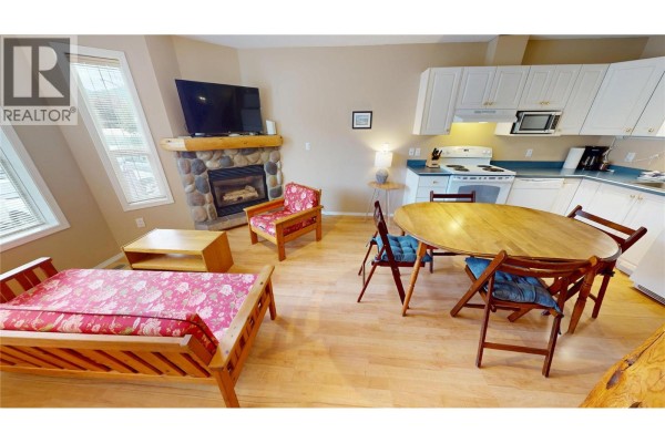 Full ensuite bathroom - 400 Riverside Way Unit# 426, Fernie, BC V0B1M7 Photo 4