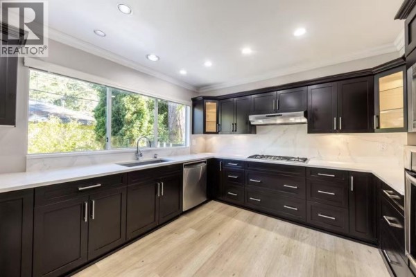 4000 W 33rd Avenue, Vancouver, BC, photo 2