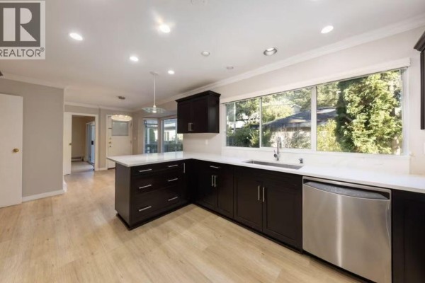 4000 W 33rd Avenue, Vancouver, BC, photo 3