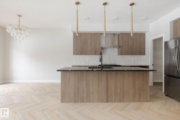 4003 207 St Nw, Edmonton, AB, photo 2
