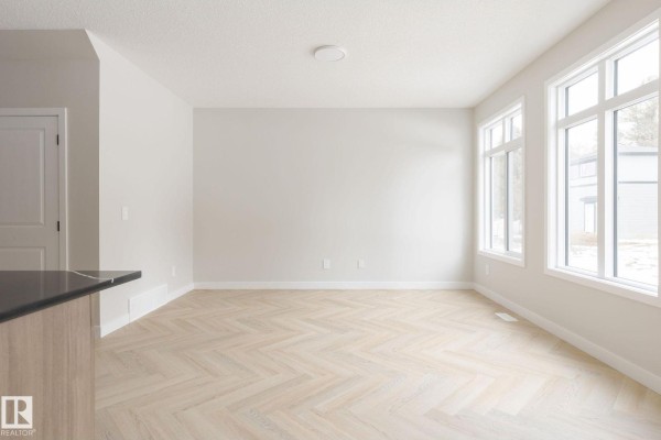 Bedroom 2 - 4003 207 St Nw, Edmonton, AB T6M3G1 Photo 5