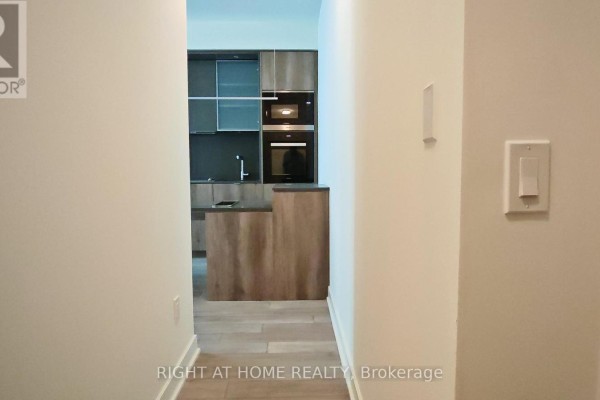 4005 - 11 Yorkville Avenue, Toronto, ON M4W1L2 Photo 4