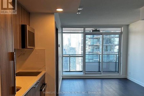 Kitchen - 4005 - 38 Widmer Street, Toronto, ON M5V2E9 Photo 3