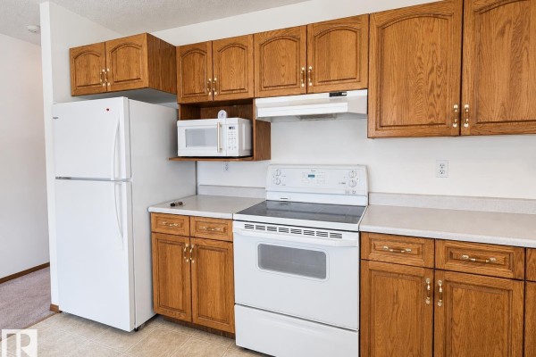4005 55 Av, Whitecourt, AB, photo 2
