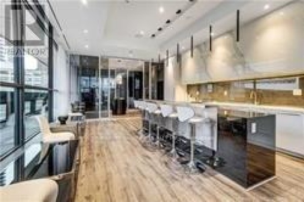 4006 - 290 Adelaide Street W, Toronto, ON M5V1P6 Photo 5