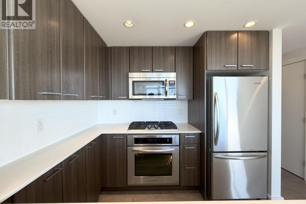 4006 2955 Atlantic Avenue, Coquitlam, BC V3B0H9 Photo 2
