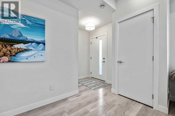 Kitchen - 4007 Norford Avenue Nw, Calgary, AB T3B6H3 Photo 3