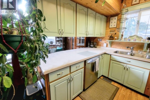 4pc Bathroom - 4008 Arrow Park Frontage Road, Arrow Park, BC V0G1R1 Photo 5