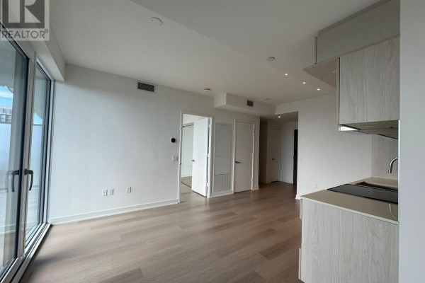 Kitchen - 4009 - 448 Burnhamthorpe Road W, Mississauga, ON L5B0R4 Photo 3