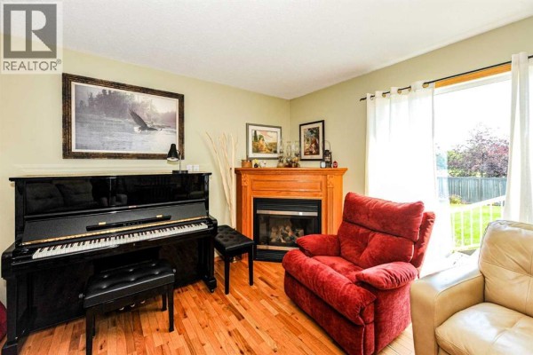 4pc Bathroom - 4009 69a Street Close, Camrose, AB T4V4X9 Photo 5