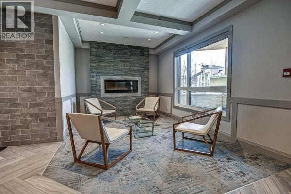 Kitchen - 401, 145 Burma Star Road Sw, Calgary, AB T4C8A8 Photo 2