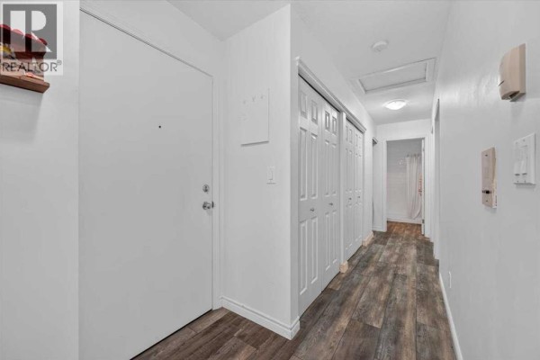 Bedroom - 401, 607 7 Avenue Ne, Calgary, AB T2E0N4 Photo 4
