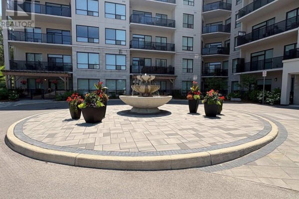 401 - 1200 Commissioners Road W, London South, ON, photo 2