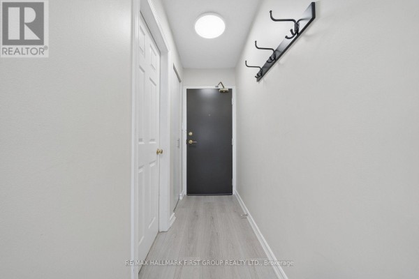 Laundry room - 401 - 191 Lake Driveway W, Ajax, ON L1S7H9 Photo 5