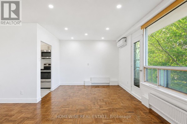 401 - 2500 Bathurst Street, Toronto, ON M6B2Y8 Photo 5