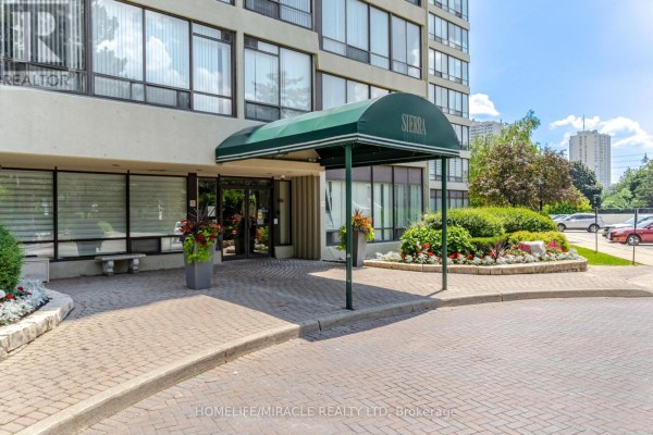 401 - 26 Hanover Road, Brampton, ON, photo 2