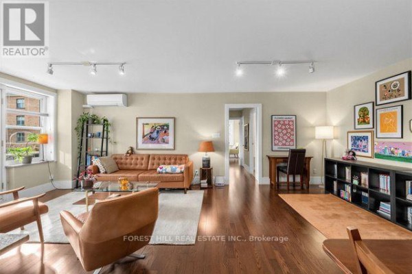 Dining room - 401 - 2603 Bathurst Street, Toronto, ON M6B2Z6 Photo 2