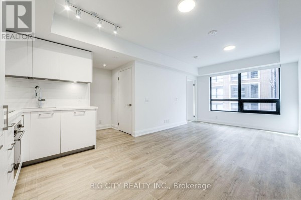 401 - 36 Brentcliffe Road, Toronto