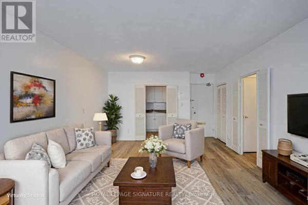 Bathroom - 401 - 60 Montclair Avenue, Toronto, ON M5P1P7 Photo 5