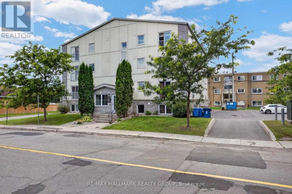 401 - 646 Cummings Avenue, Ottawa, ON, photo 3