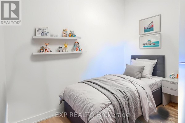 Primary Bedroom - 401 - 8188 Yonge Street, Vaughan, ON L4J0M2 Photo 4