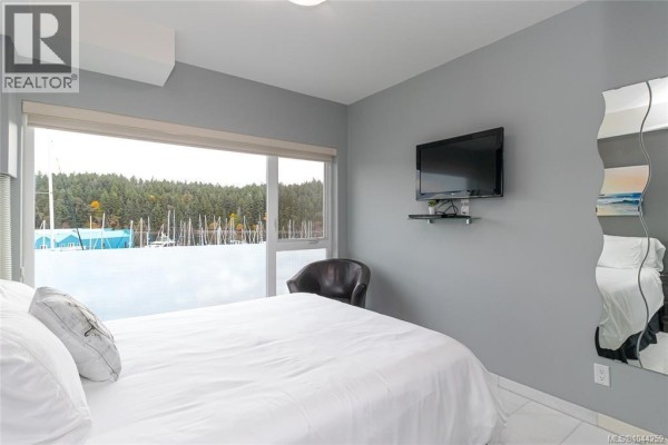 Primary Bedroom - 401 1250 Stewart Ave, Nanaimo, BC V9S4C9 Photo 5