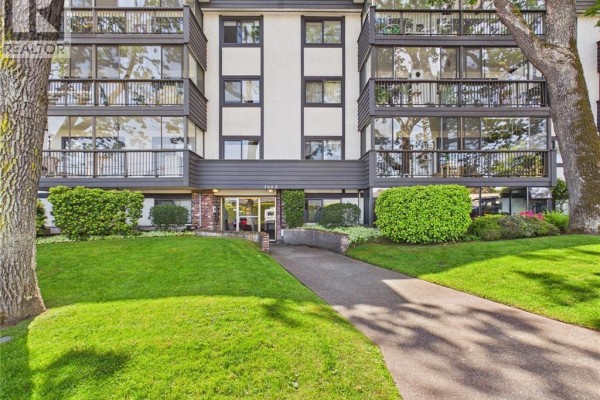 Eating area - 401 1665 Oak Bay Ave, Victoria, BC V8R1B5 Photo 2