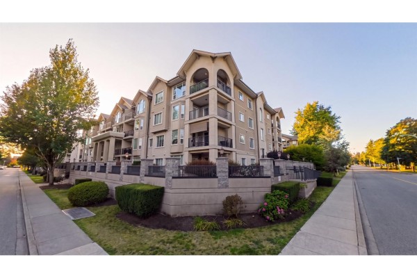 401 20281 53a Avenue, Langley, BC V3A3V6 Photo 3