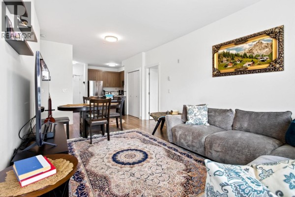 401 22577 Royal Crescent, Maple Ridge, BC V2X2M2 Photo 5