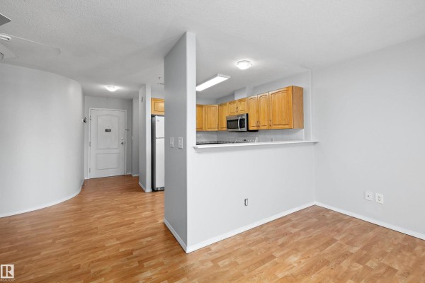 Den - #401 237 Youville Dr E Nw, Edmonton, AB T6L7G2 Photo 4