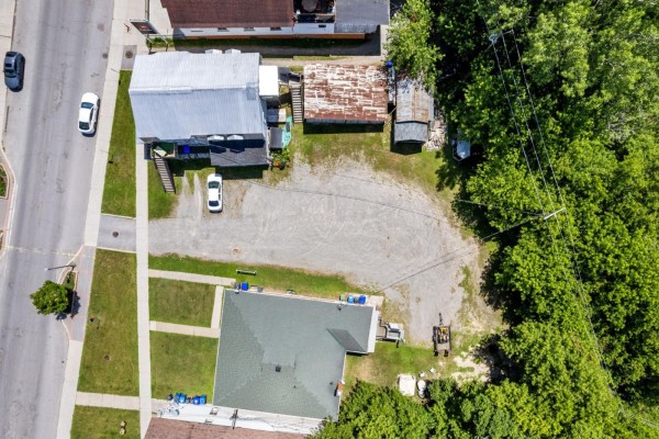 401-409 Av. De Buckingham, Gatineau, QC J8L2G8 Photo 4